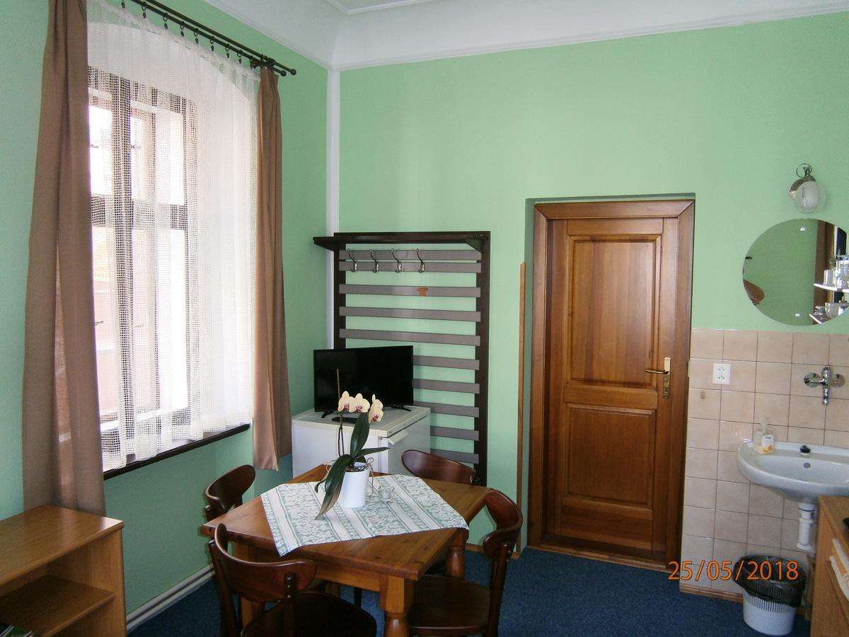 Penzion Koudela Ceska Kamenice Exterior photo